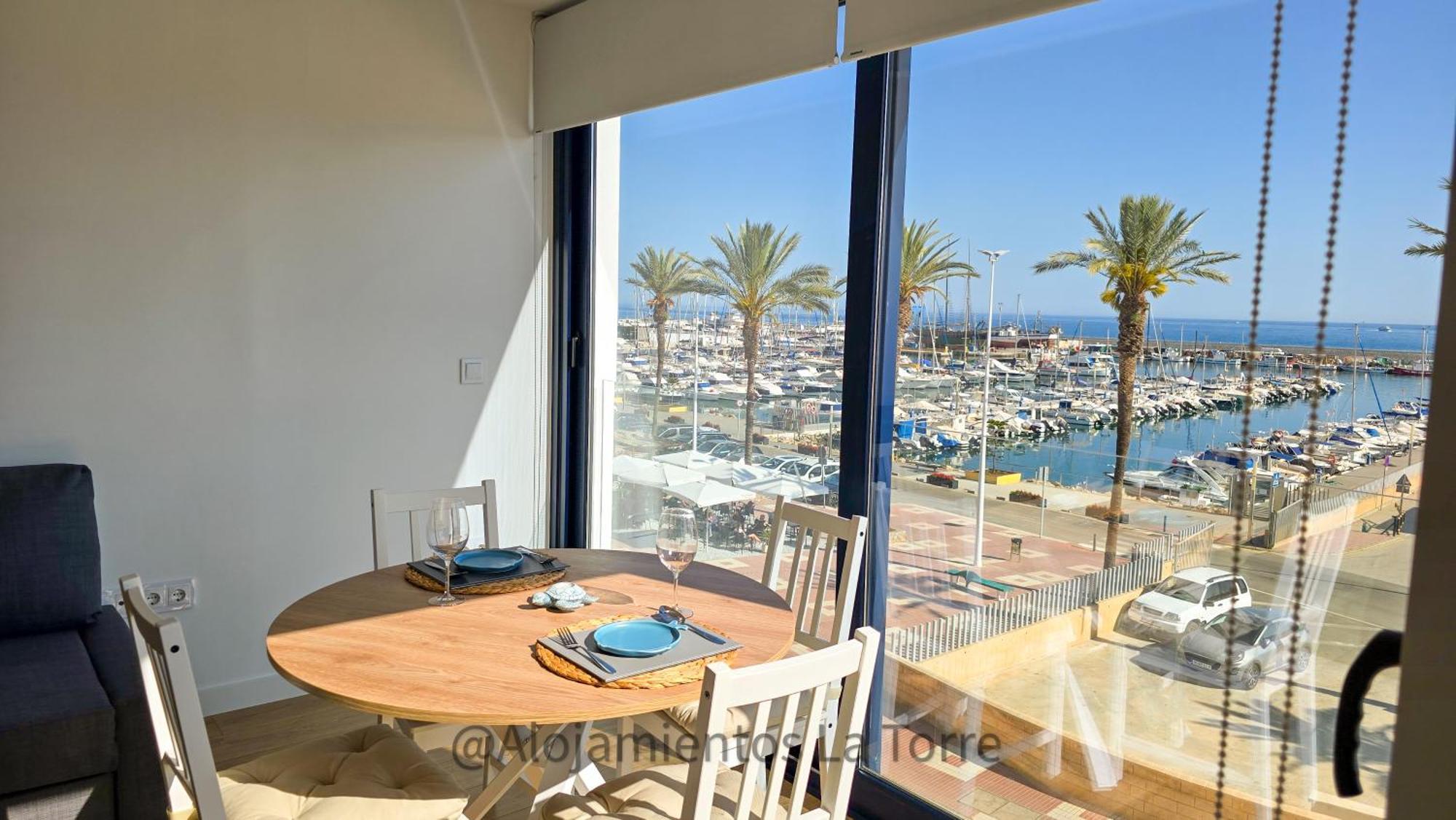 Puerto Caleta Dream - Alojamientos La Torre Caleta De Velez Dış mekan fotoğraf